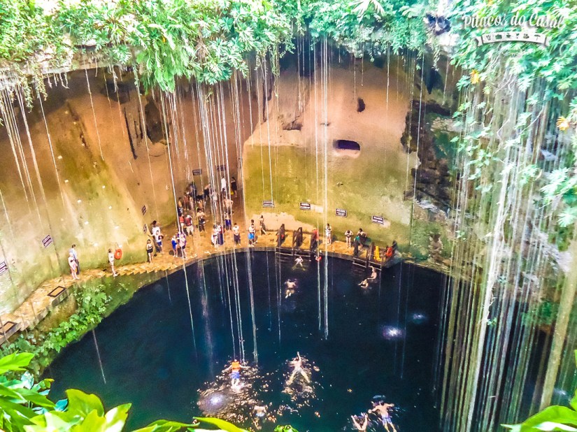 cenote sagrado ik kil chichen itza mexico